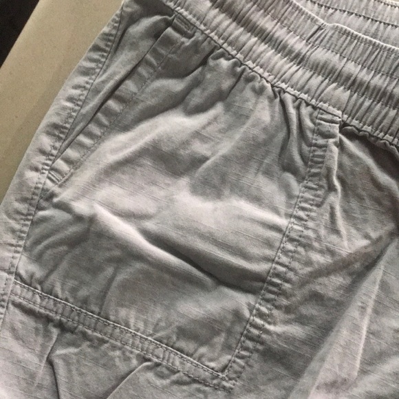 ON cargo style drawstring maternity shorts - Picture 2 of 4